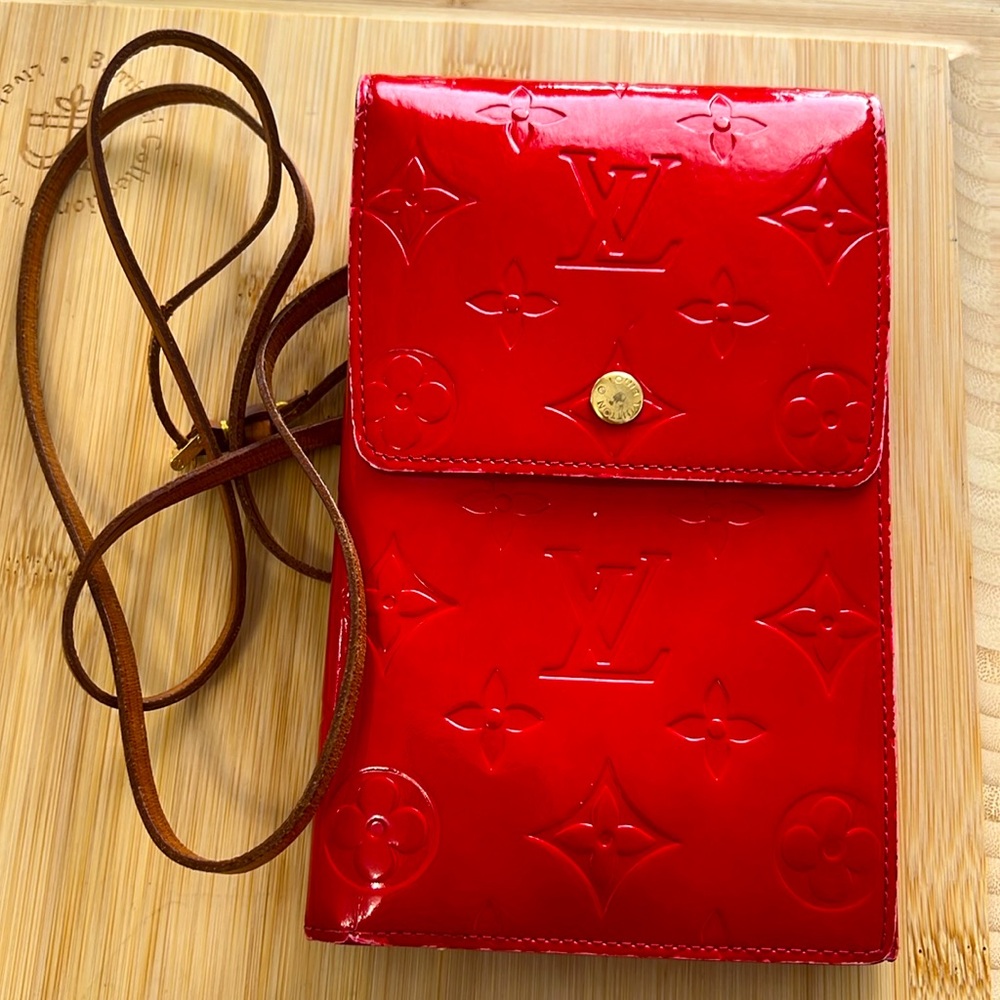 Louis Vuitton Red Vernis Monogram Crossbody Cardholder